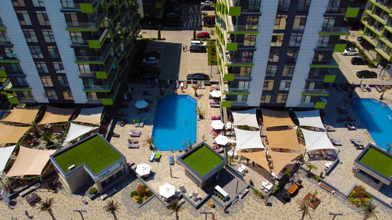 Rainbow Sea View Apartment Spa N Pool Resort - Parking مامايا المظهر الخارجي الصورة